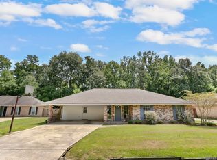 11946 Sage Dr, Baton Rouge, LA 70818