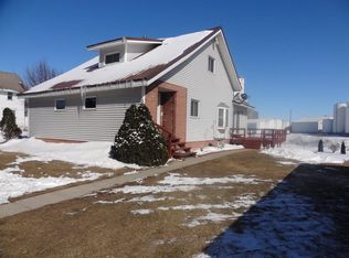 538 4th Ave, Conroy, IA 52220