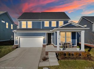 50746 Paine St, Canton, MI 48188