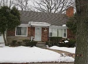 3rd image of 9871 W Outer Dr
