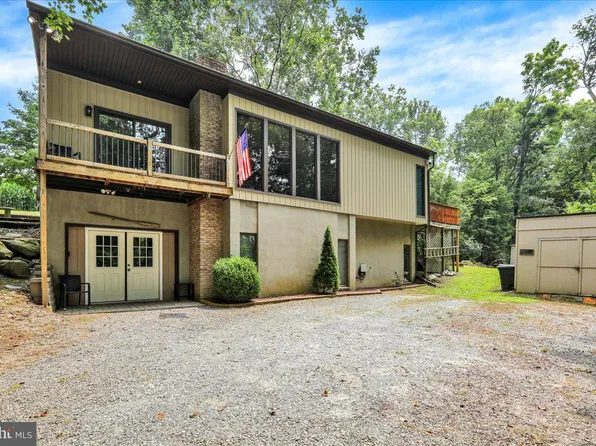 125 S Creek Rd, Millersville, PA 17551