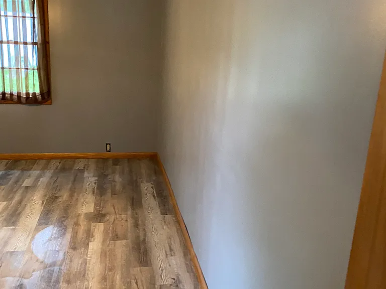 17666 Davis Rd — Photo 2