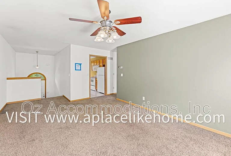 8626 N Cleveland Ln — Photo 7