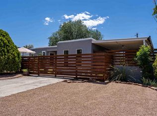 1012 Calle Vianson, Santa Fe, NM 87507