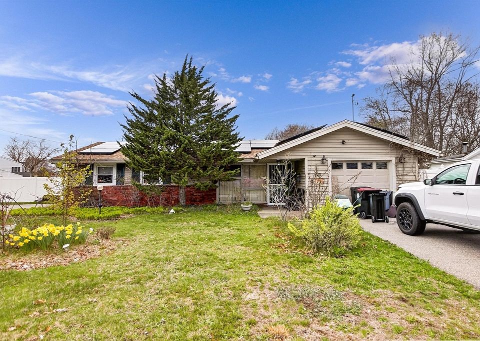 1st image of 428 Hovendon Ave