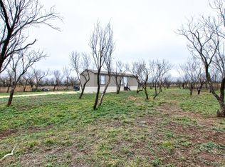 415 4th St, Anson, TX 79501