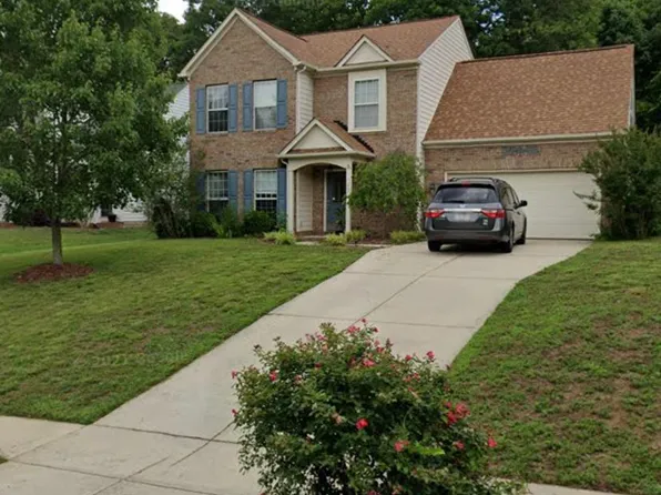 525 Clearbrook Rd, Matthews, NC 28105
