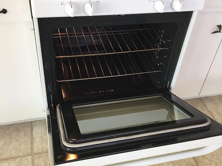 251 Laurel St — Photo 14