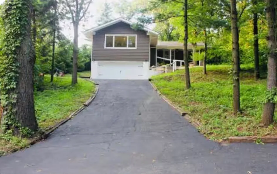 5 Lupine Ln