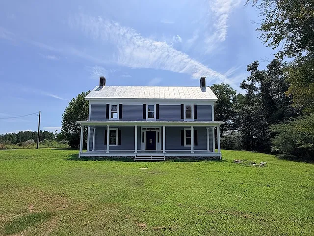 456 Homestead Place — Photo 2