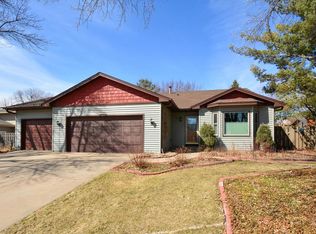 9207 Lakeside Trl N, Champlin, MN 55316
