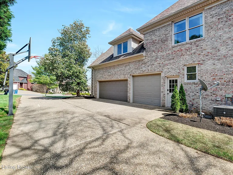 2603 Locust Hill Pl — Photo 64