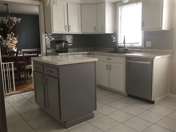 2nd image of 258 Robin Hill Dr