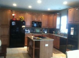 8235 Jo Ellen Dr, Fishers, IN 46038