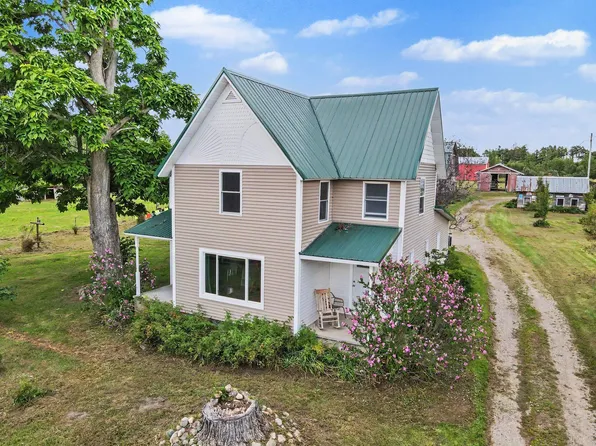 43666 County Road 388, Bloomingdale, MI 49026