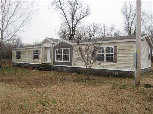 1st image of 215 N Pierce Dr