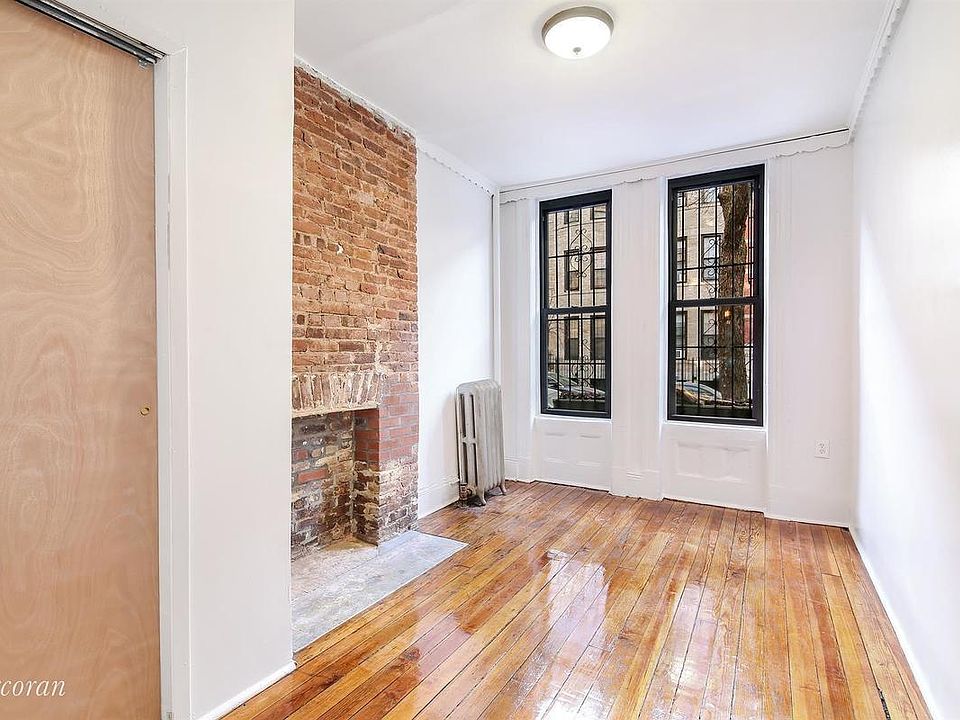 2nd image of 639 President St APT 1R