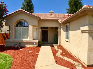 6226 W Minarets Ave, Fresno, CA