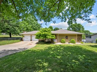 2021 E Cardinal St, Springfield, MO 65804