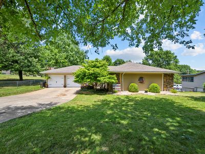 2021 E Cardinal St, Springfield, MO, 65804