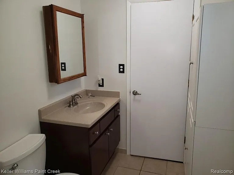 3136 Kilmer Dr — Photo 42