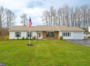 414 Llangollen Blvd, New Castle, DE 19720