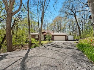 8130 Teahen Rd, Brighton, MI 48116