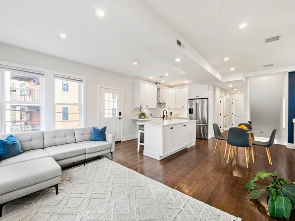 12-14 Porter St, Jamaica Plain, MA 02130