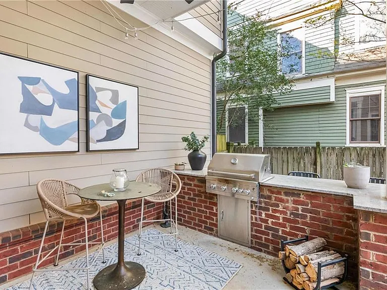 582 Charleston Ave SE — Photo 81