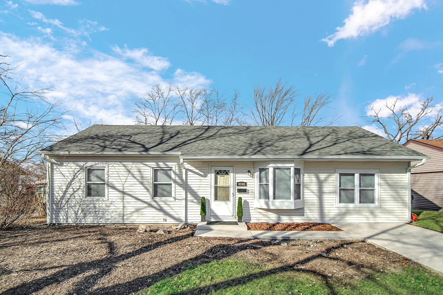 4506 Windsor Ct photo 1