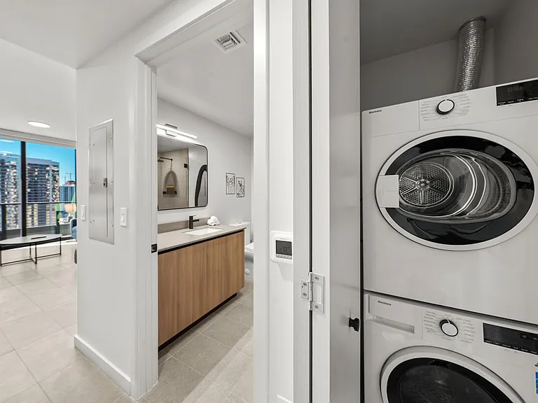 Washer/Dryer