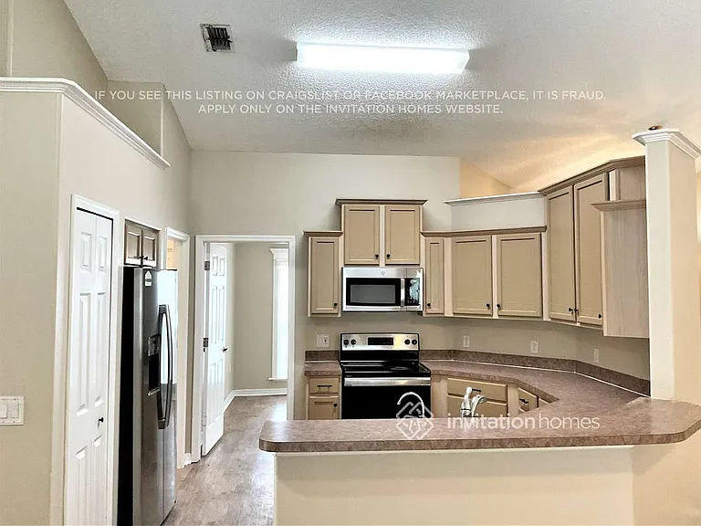 317 Clermont Dr — Photo 7