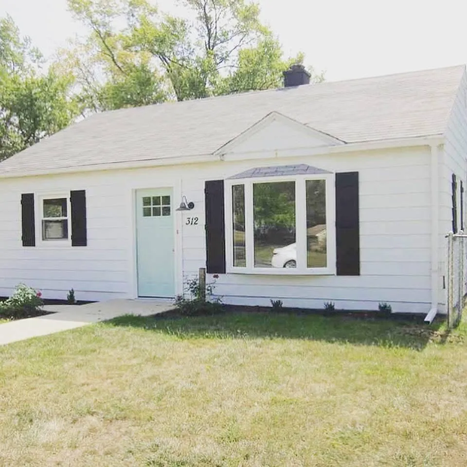 312 E Frances Ave photo 1