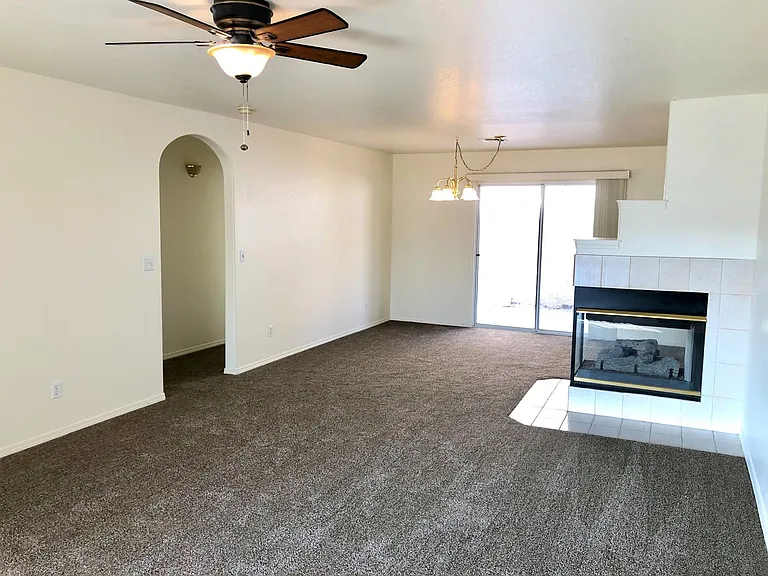 2262 Pinta Rosa — Photo 3
