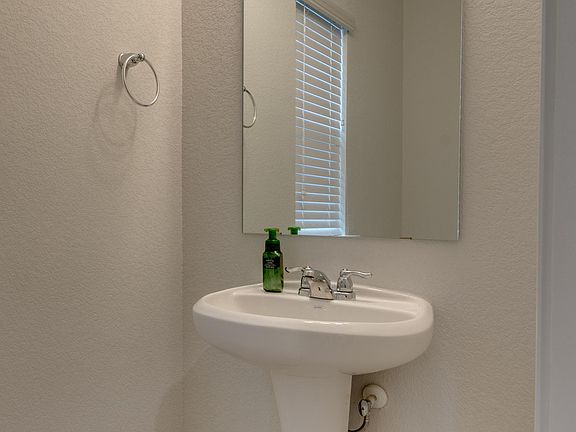5th image of 108 Eagle Lake Dr