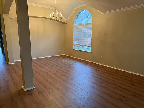 1630 Lagonda Ln Photo 1