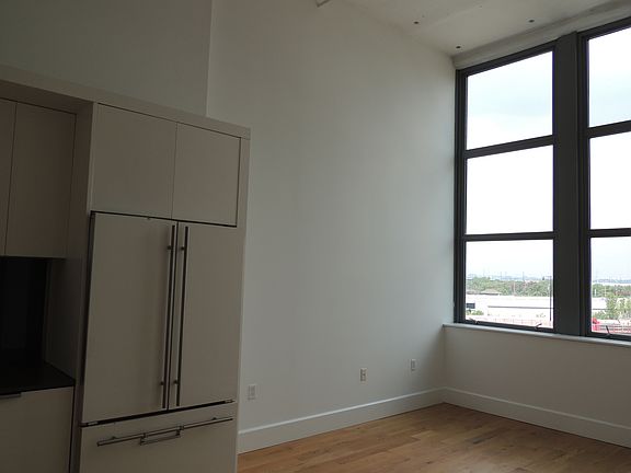 4th image of 30 Dey St #43N