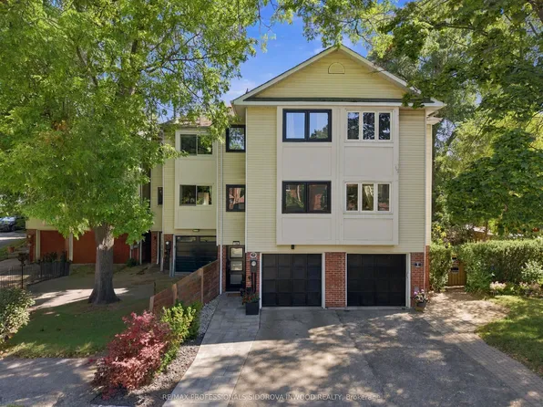 1A Laws St, Toronto, ON M6P 2Y8