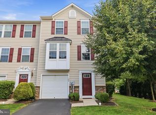 100 Susan Cir, North Wales, PA 19454
