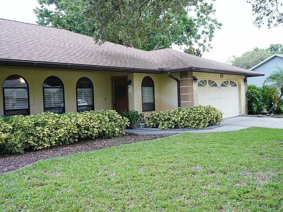 3rd image of 538 Deerfield Dr