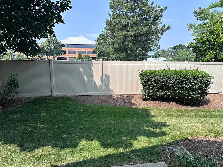 315 Bay Dr — Photo 28