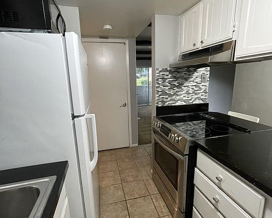 4th image of 31 M St APT 107