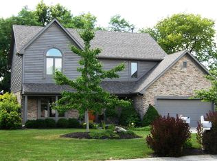 8720 Corinthian Ln, Indianapolis, IN