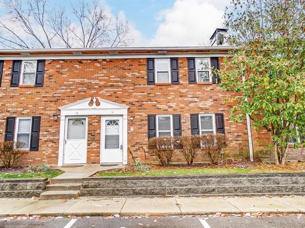 14 Queens Ct, West Chester, OH 45069