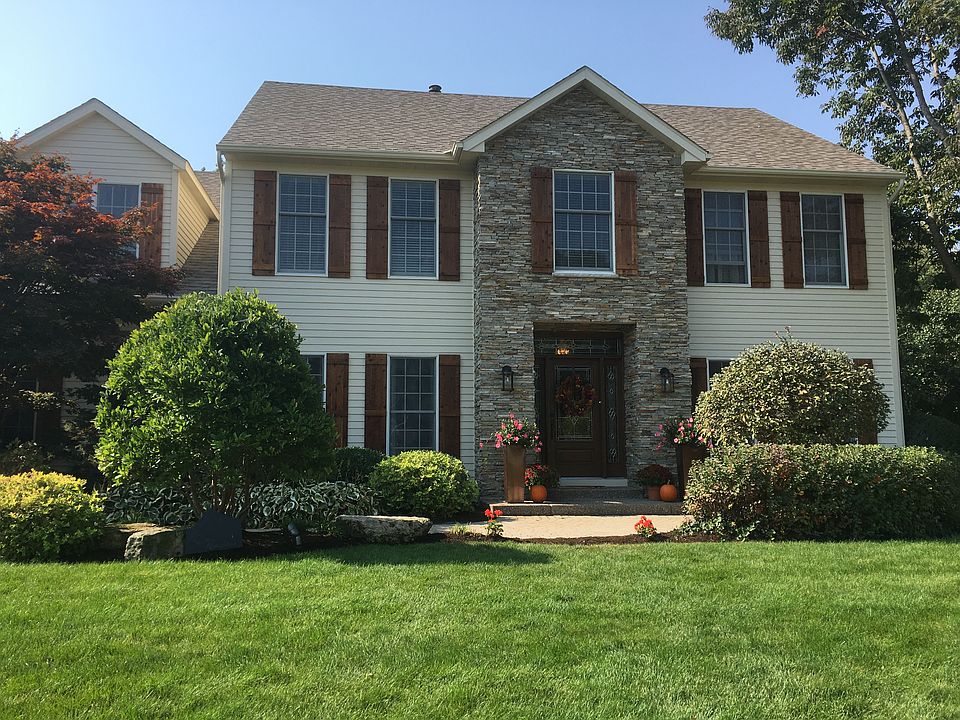 2nd image of 2249 Saint Andrews Cir