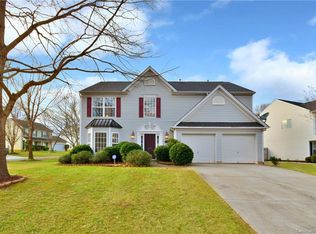 9407 Chastain Walk Dr, Charlotte, NC 28216