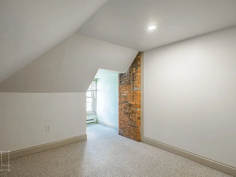 83 King Ave — Photo 53