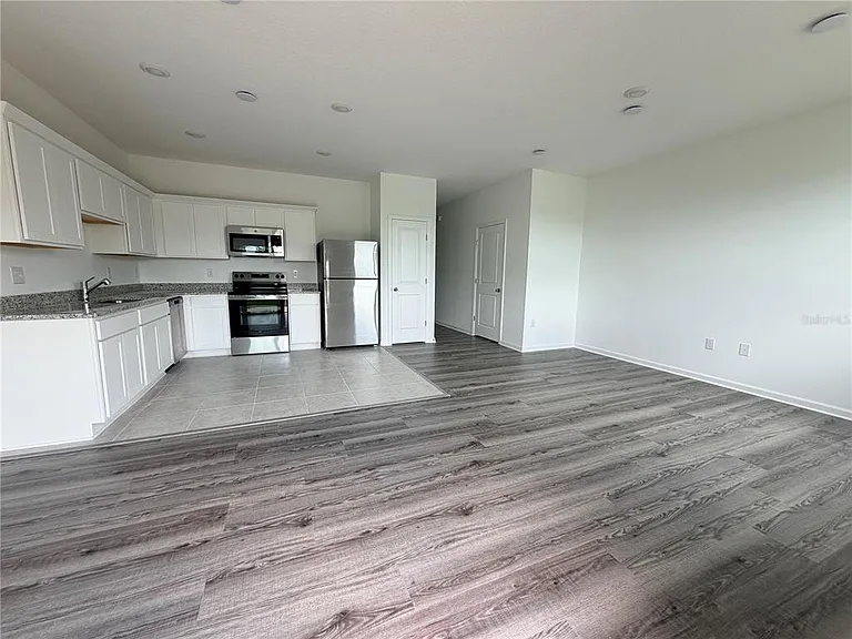3628 Spire Dr — Photo 9