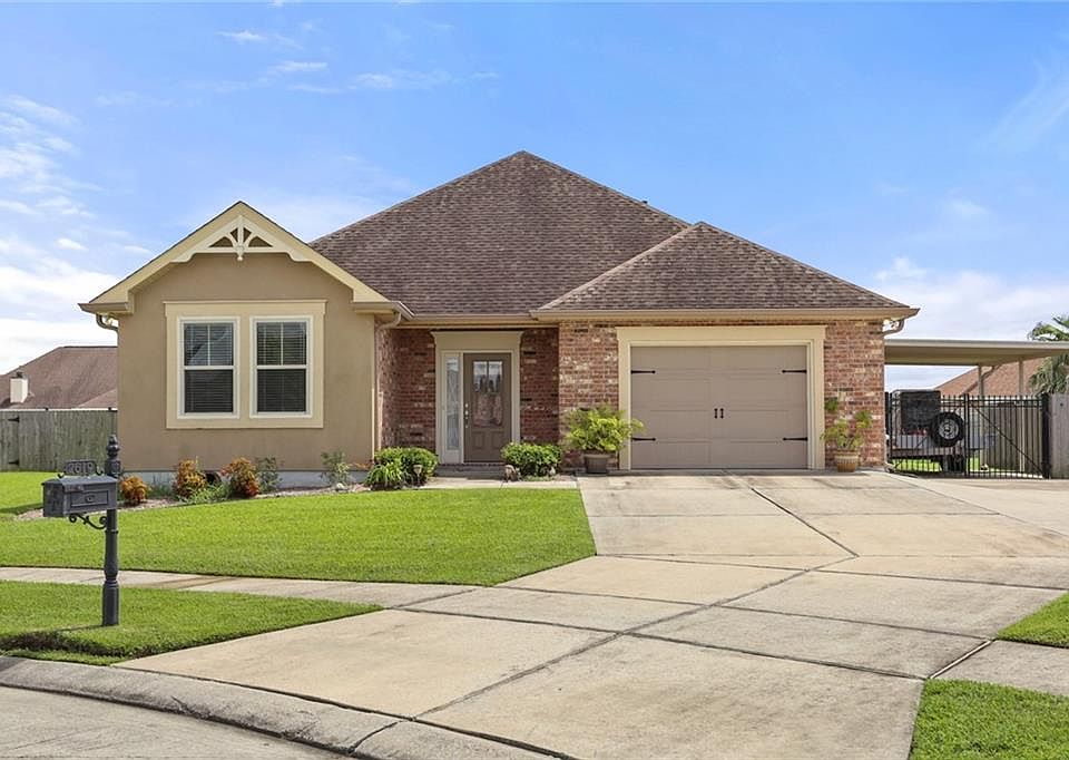 1st image of 2619 Oak Haven Dr