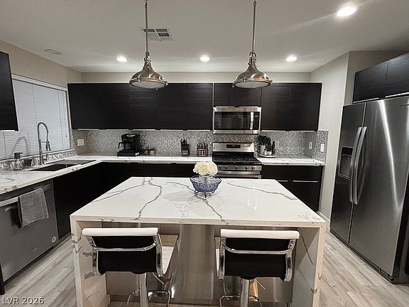 3rd image of 2784 Fountain Ridge Ln